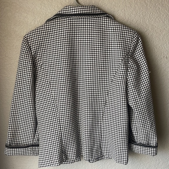 Positive attitude black-and-white blazer jacket - Picture 5 of 5